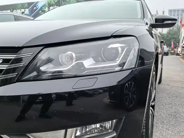 Volkswagen Passat 2013