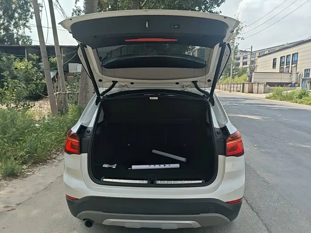 BMW X1 2018 — фото 19