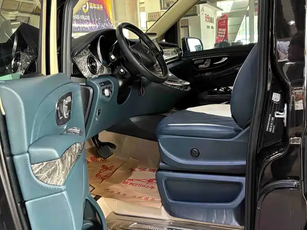 Mercedes-Benz V-Class 2021