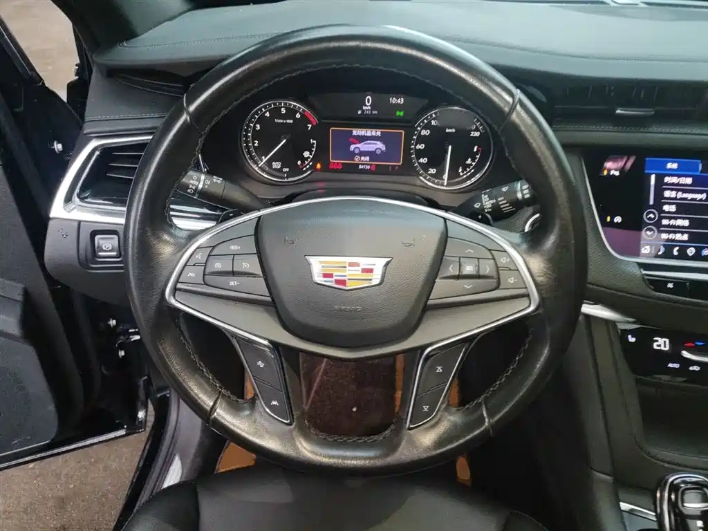 Cadillac XT5 2021 — фото 11