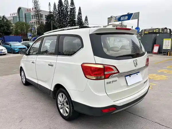Baojun 730 2016