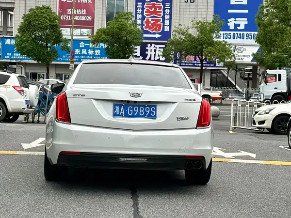 Cadillac CT6 2016