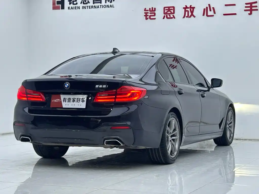 BMW 5 Series 2019 — фото 4