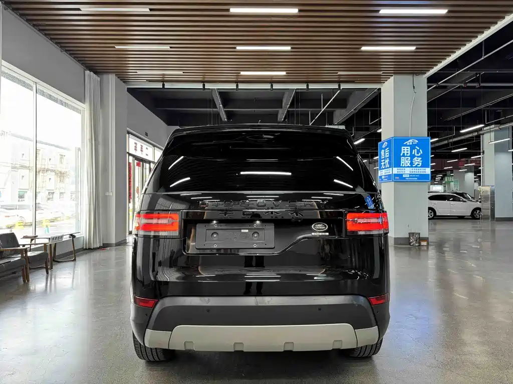 Land Rover Discovery 2019 — фото 15