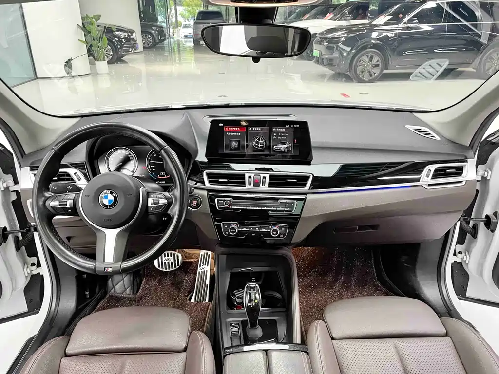 BMW X1 2021 — фото 9