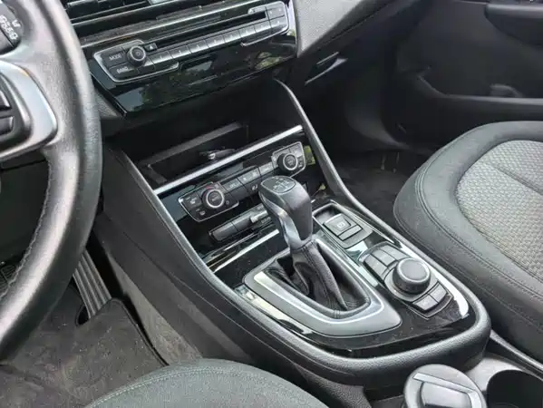 BMW 2 Series Station Wagon 2016