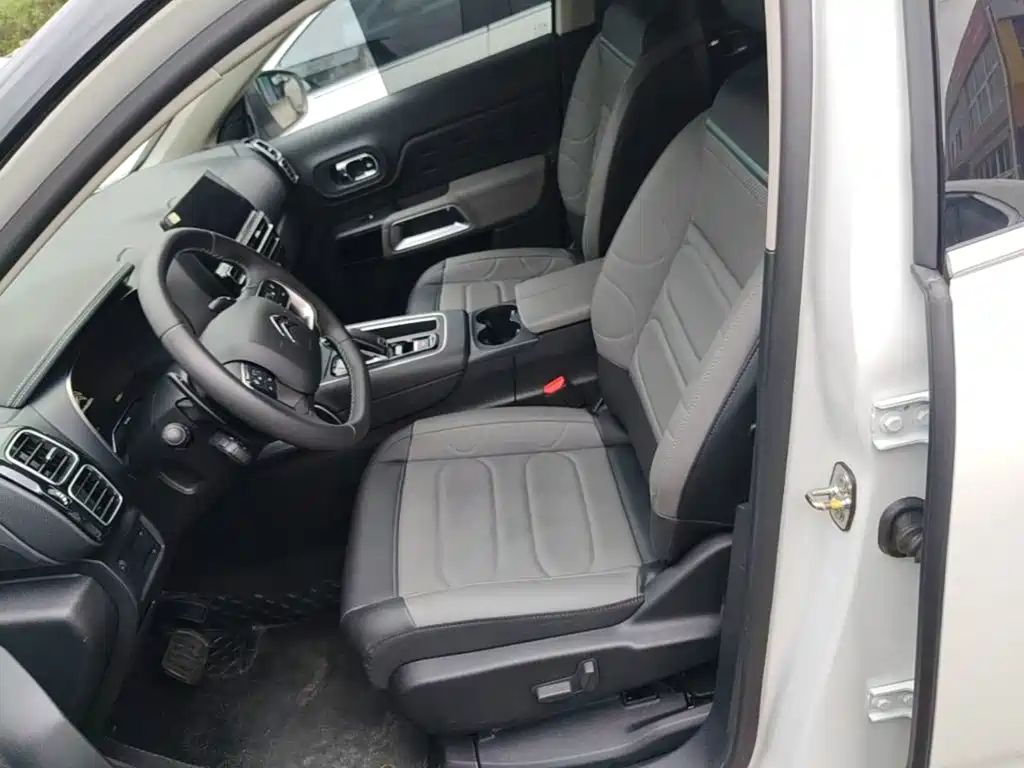 Citroën C5 Aircross 2024 — фото 15