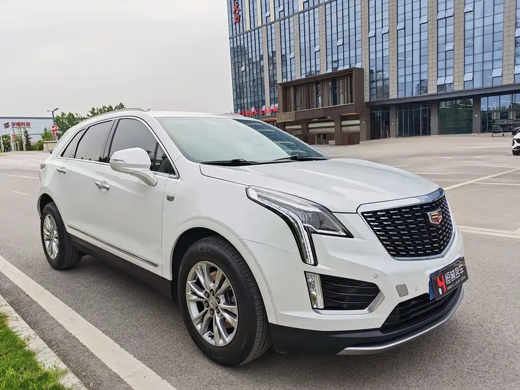 Cadillac XT5 2023 — фото 3