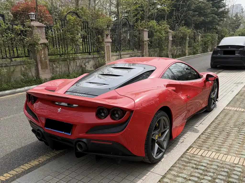 Ferrari F8 2023 — фото 5