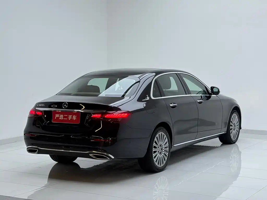 Mercedes-Benz E-Class 2023