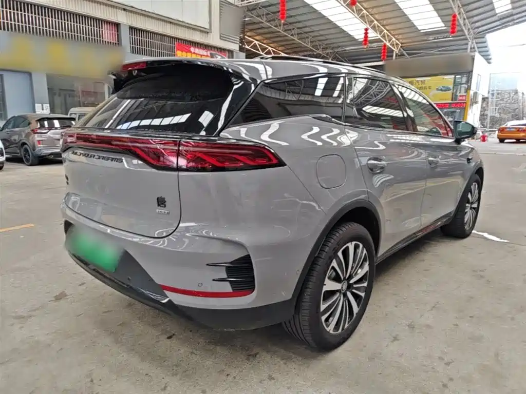 BYD Tang New Energy 2025 — фото 7
