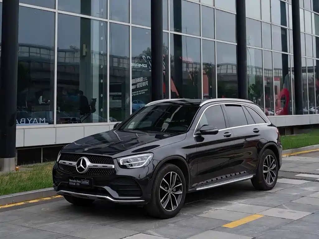 Mercedes-Benz GLC 2021 — фото 1
