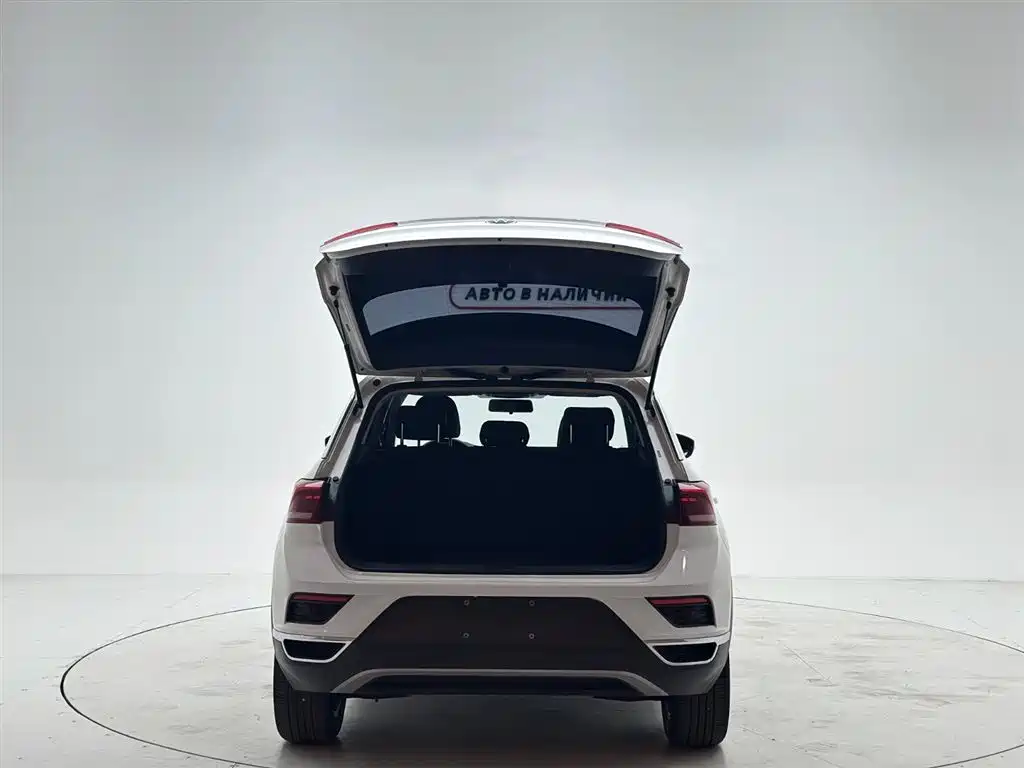 Volkswagen T-Roc 2022 — фото 8