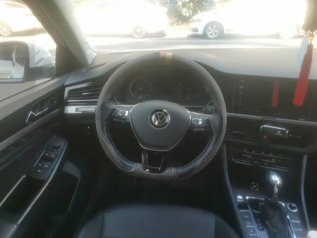 Volkswagen Bora 2021