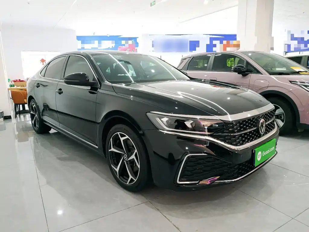 Volkswagen Passat 2024