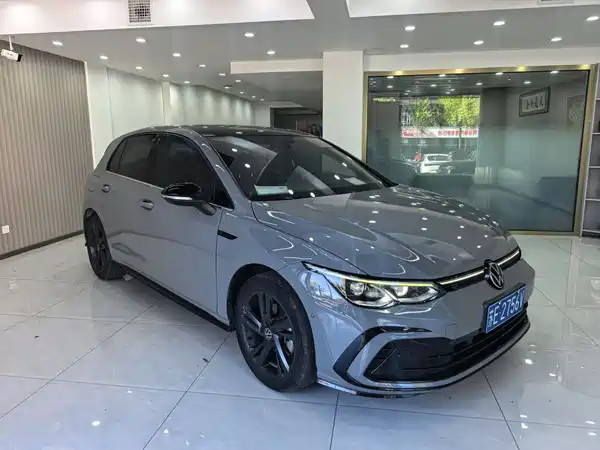 Volkswagen Golf 2023