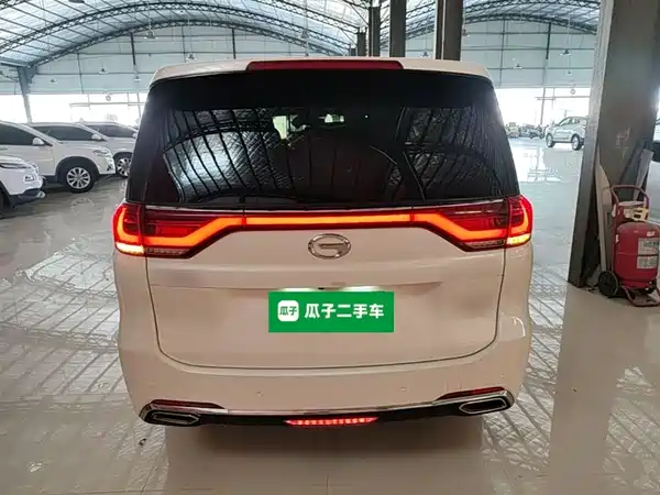 GAC Trumpchi M8 2018