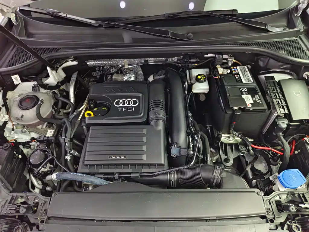 Audi Q3 2023 — фото 16