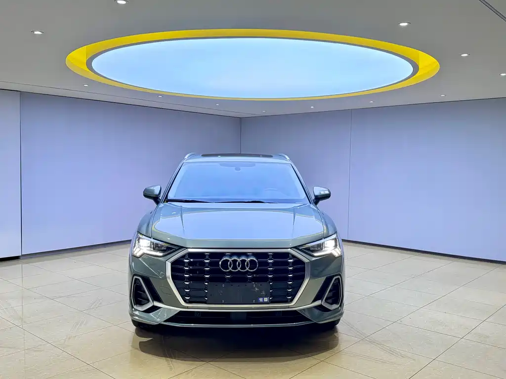 Audi Q3 2023 — фото 2