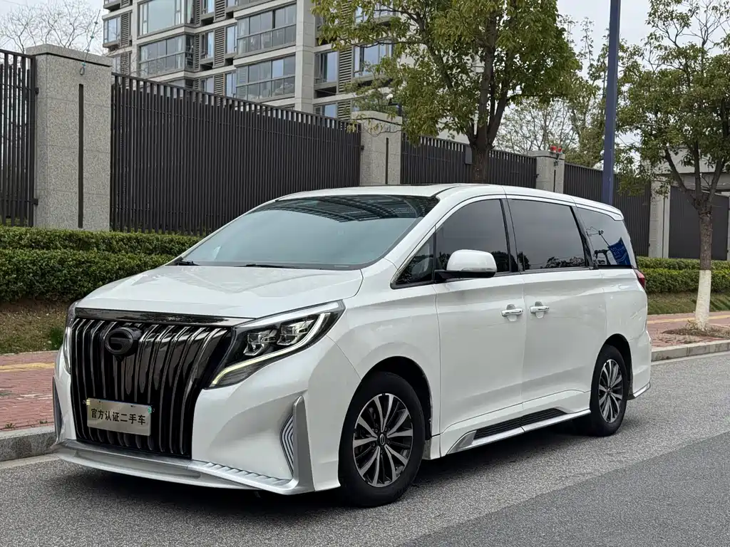 GAC Motor Trumpchi M8 2022 — фото 1