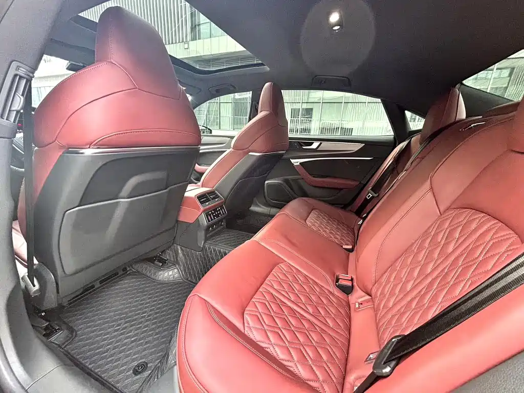 Audi A7L 2025 — фото 6