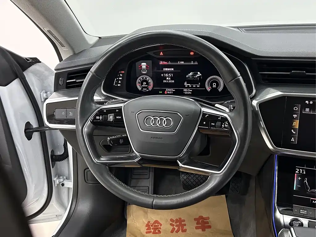 Audi A7L 2023 — фото 9