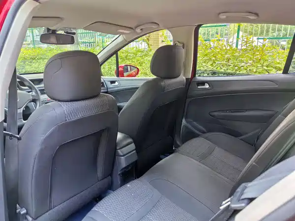 Peugeot 308 2014