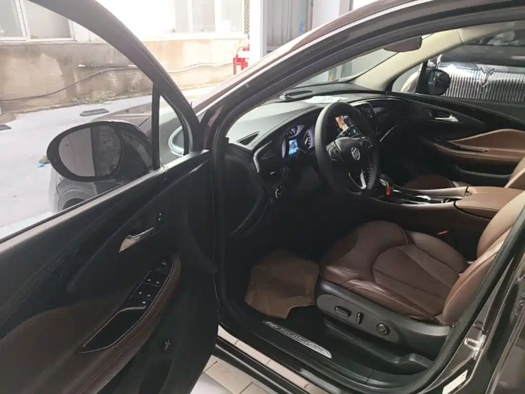 Buick Envision Plus 2020 — фото 16