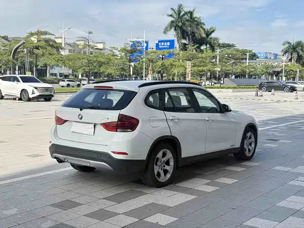 BMW X1 2013