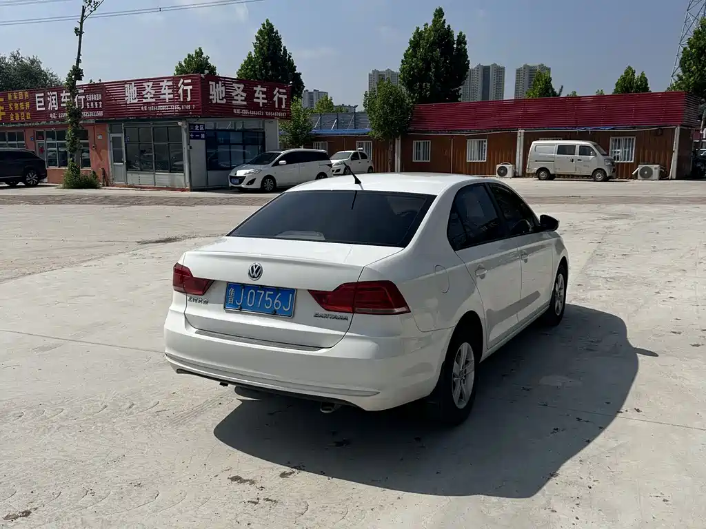 Volkswagen Santana 2016