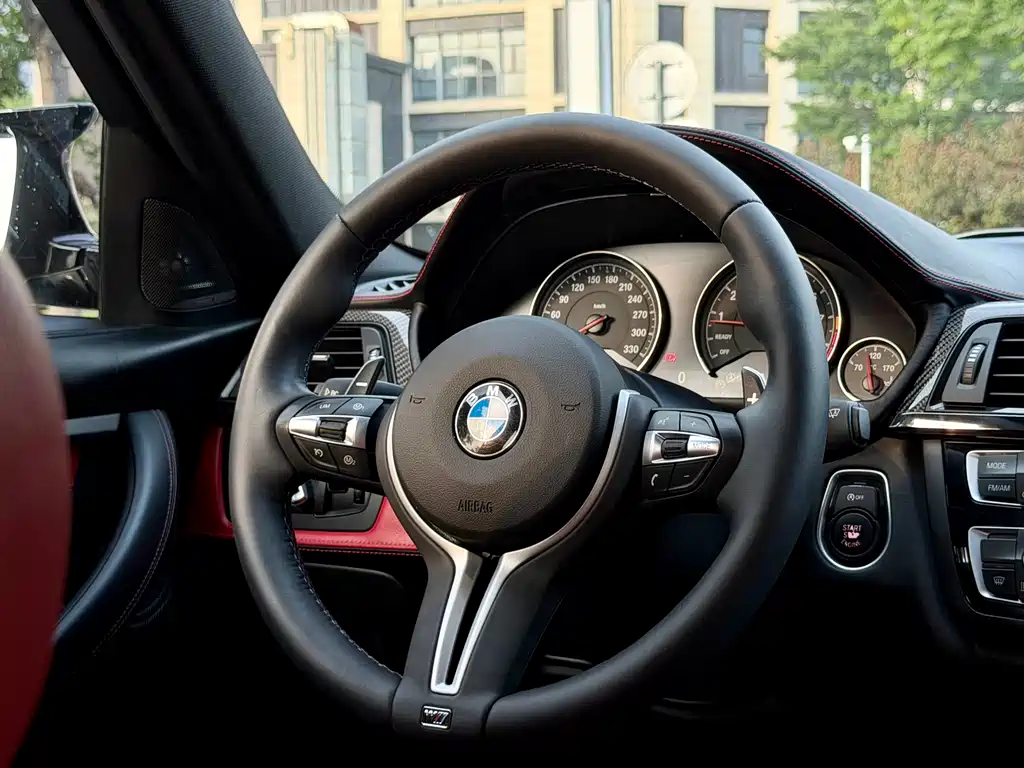 BMW M3 2015 — фото 16