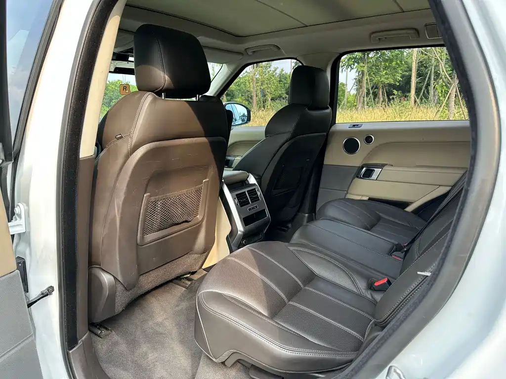 Land Rover Range Rover Sport 2016 — фото 12
