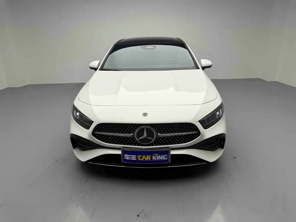 Mercedes-Benz A-Class 2024 — фото 4