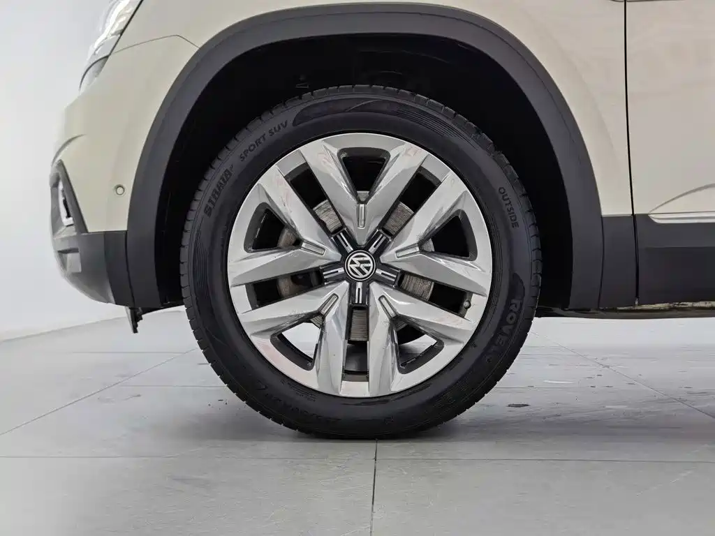 Volkswagen Teramont 2018 — фото 17