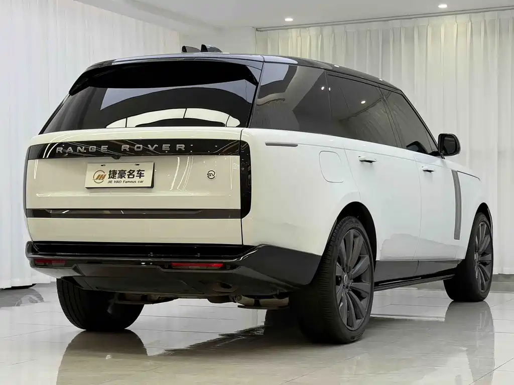 Land Rover Range Rover 2025 — фото 8
