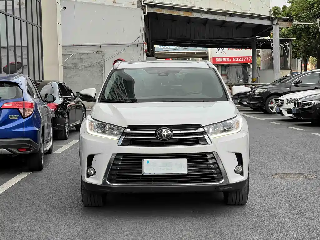 Toyota Highlander 2020 — фото 2
