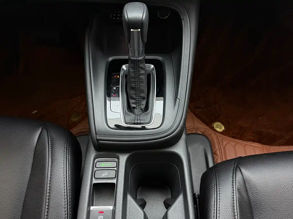 Honda Vezel 2023 — фото 10