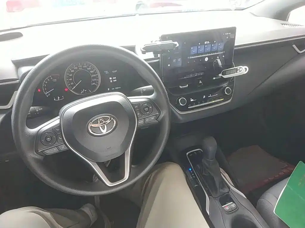 Toyota Levin 2025 — фото 10