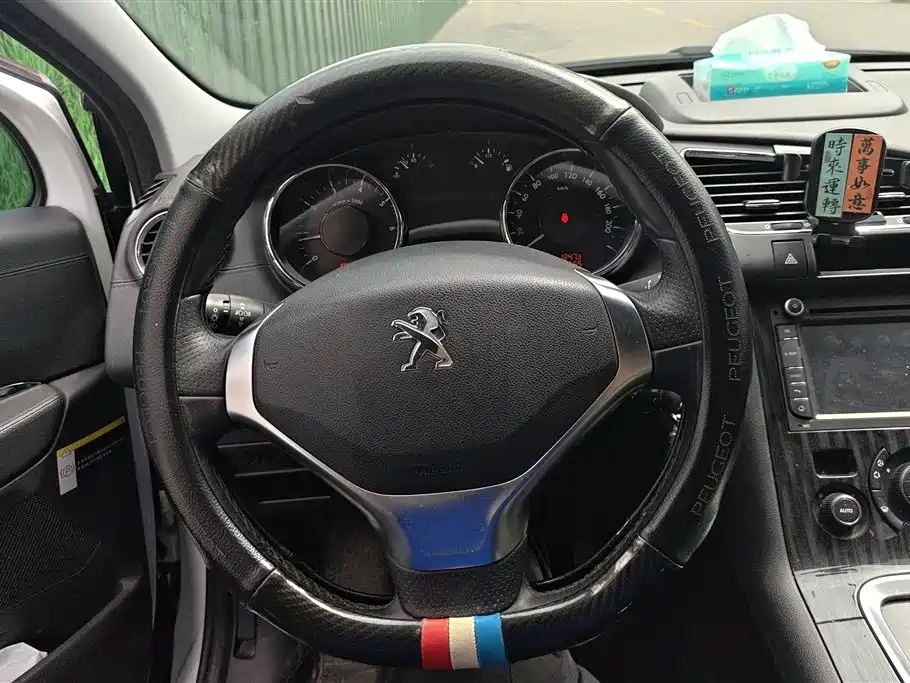 Peugeot 3008 2015 — фото 15