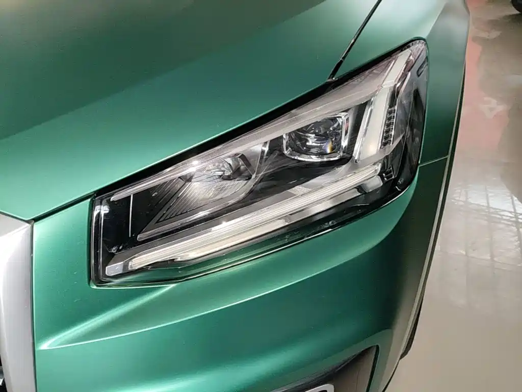 Audi Q2L 2020 — фото 24