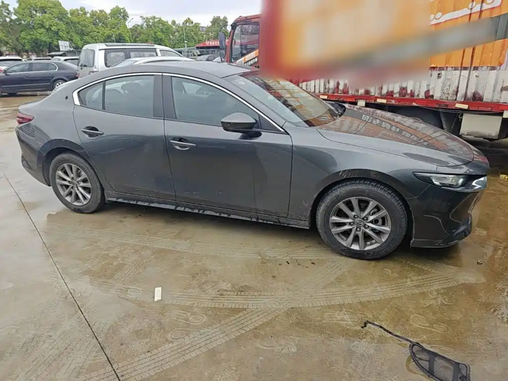 Mazda 3 Angkesela 2023