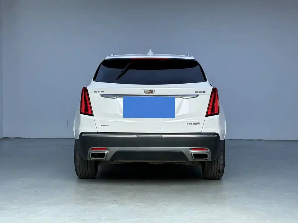 Cadillac XT5 2021 — фото 5