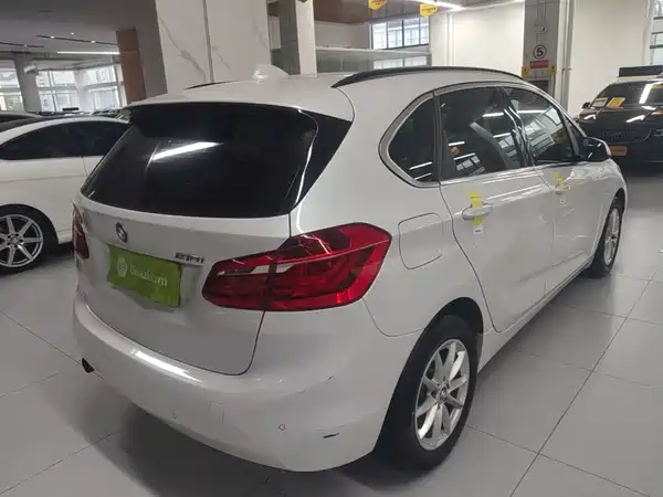 BMW 2 Series Station Wagon 2018