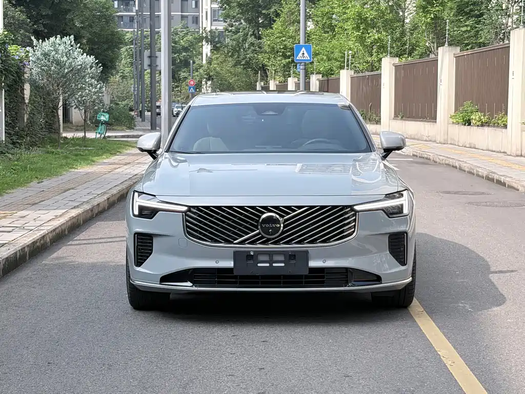 Volvo S90 2025 — фото 2