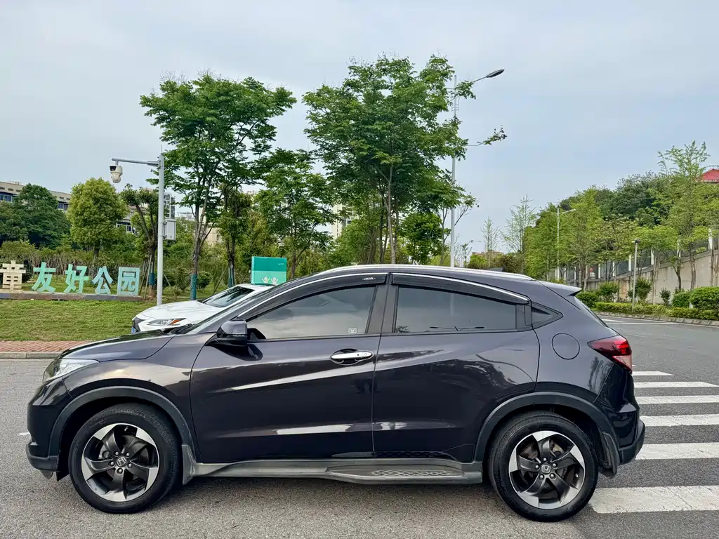 Honda Vezel 2015 — фото 11