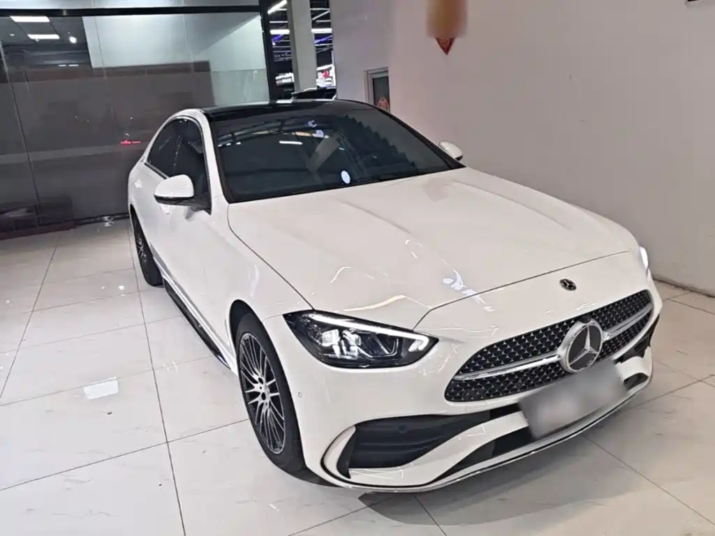 Mercedes-Benz C-Class 2025