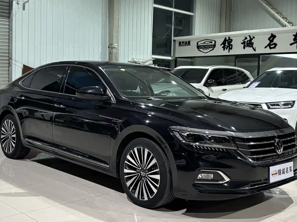 Volkswagen Passat 2021
