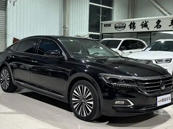 Volkswagen Passat 2021