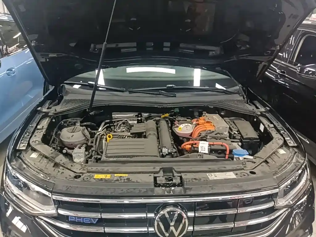 Volkswagen Tiguan L PHEV 2026 — фото 20