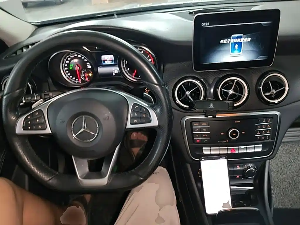 Mercedes-Benz GLA 2019 — фото 10